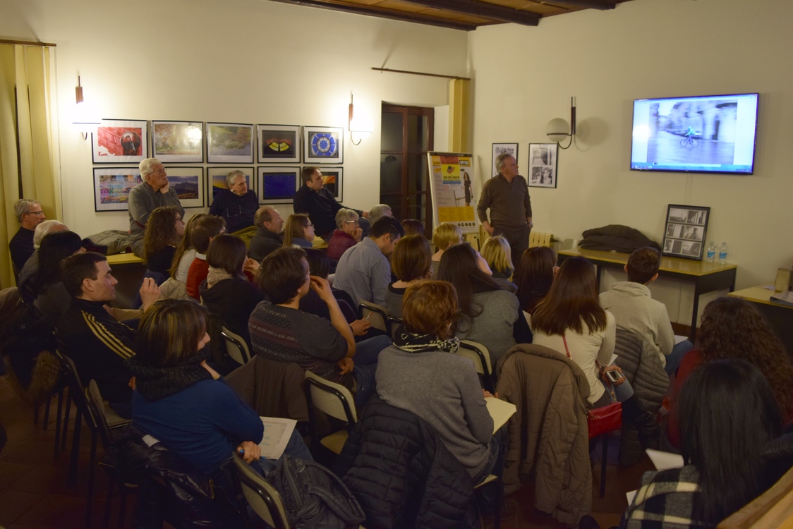 Circolo "La Fonte": Fotografi d'assalto