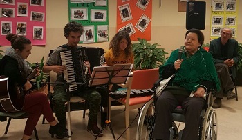 Musica nelle case di riposo con Auser Carmagnola