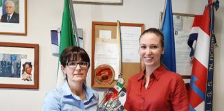 Miriam Rosso con la vice preside Prof.ssa Rossana Beux studentesse premiate