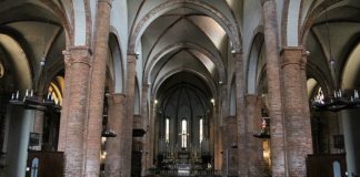 collegiata carmagnola chiese coronavirus