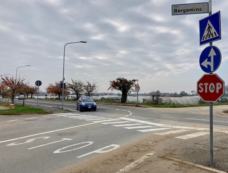 Carmagnola, nuova rotonda tra via Bergamina, via Genova e via Novara