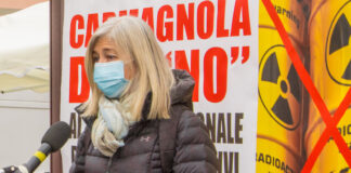 Raccolta firme contro il deposito di rifiuti radioattivi a Carmagnola no nucleare
