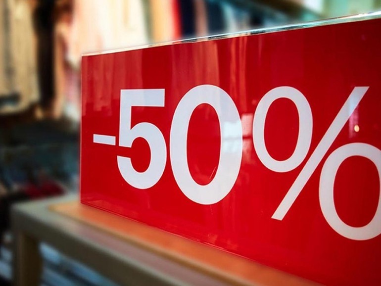 Carmagnola: buoni spesa ai residenti per i saldi e San Valentino