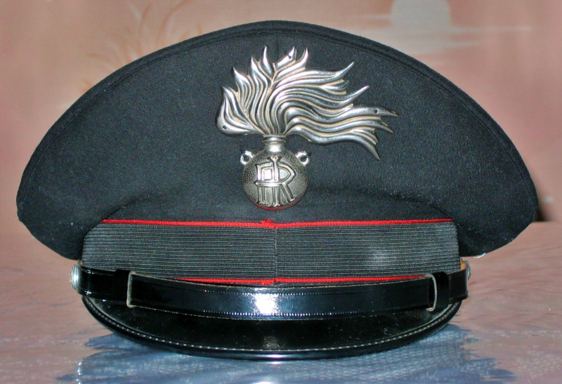 opuscolo carabinieri truffe anziani
