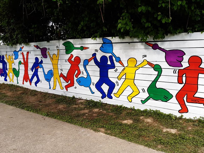 I bambini della materna abbelliscono il Centro cicogne di Racconigi