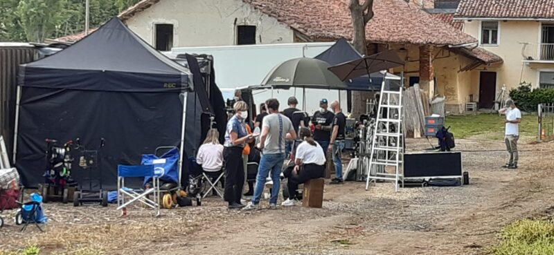 Ciak, si gira: le telecamere di un film a Borgo Cornalese di Villastellone