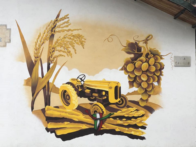 Santena: un nuovo murales omaggia i prodotti delle città cavouriane