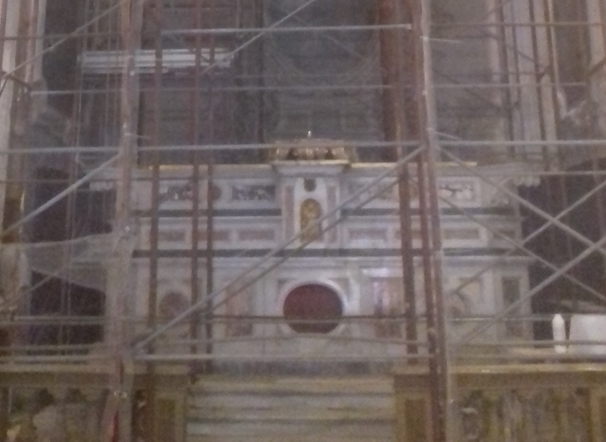 Lavori per il restauro interno della chiesa di San Rocco a Carmagnola