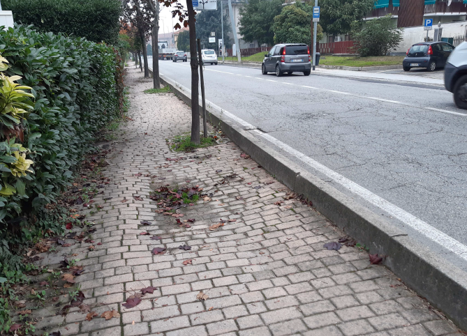 Manutenzione straordinaria dei marciapiedi a Carmagnola