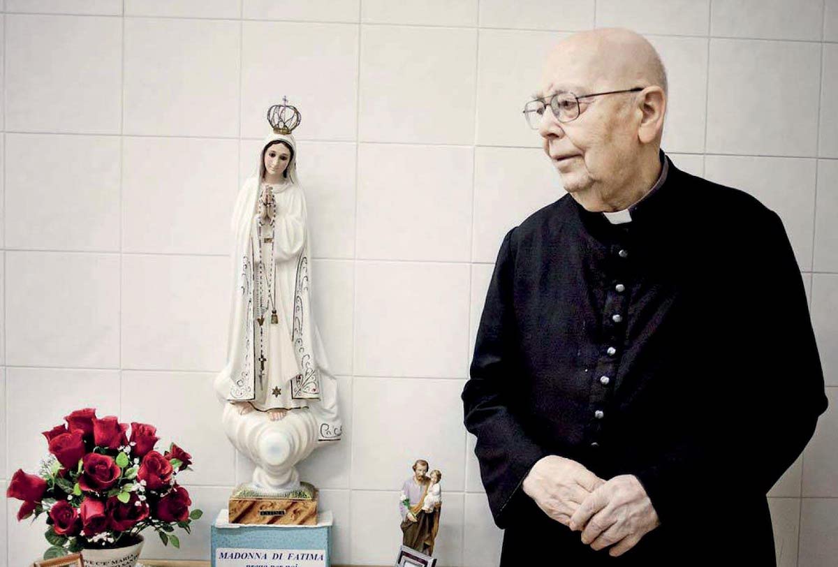 "Don Amorth continua", il nuovo libro di Domenico Agasso Jr