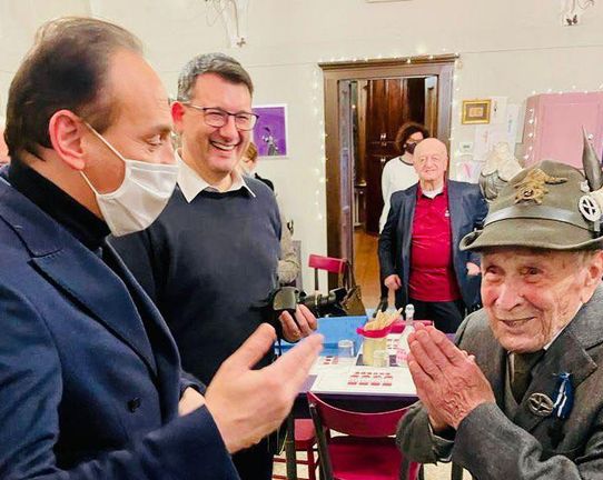 La visita di Cirio per i 105 anni di Giovanni Alutto