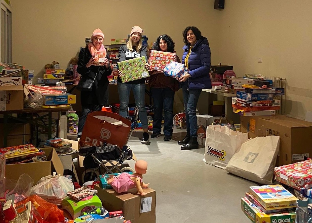 Tanti regali di Natale raccolti dalla Fondazione di Comunità di Carmagnola