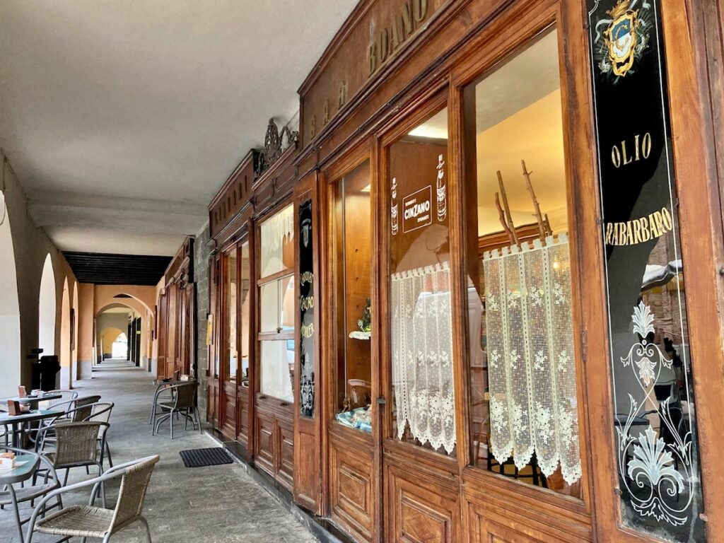 via Valobra carmagnola