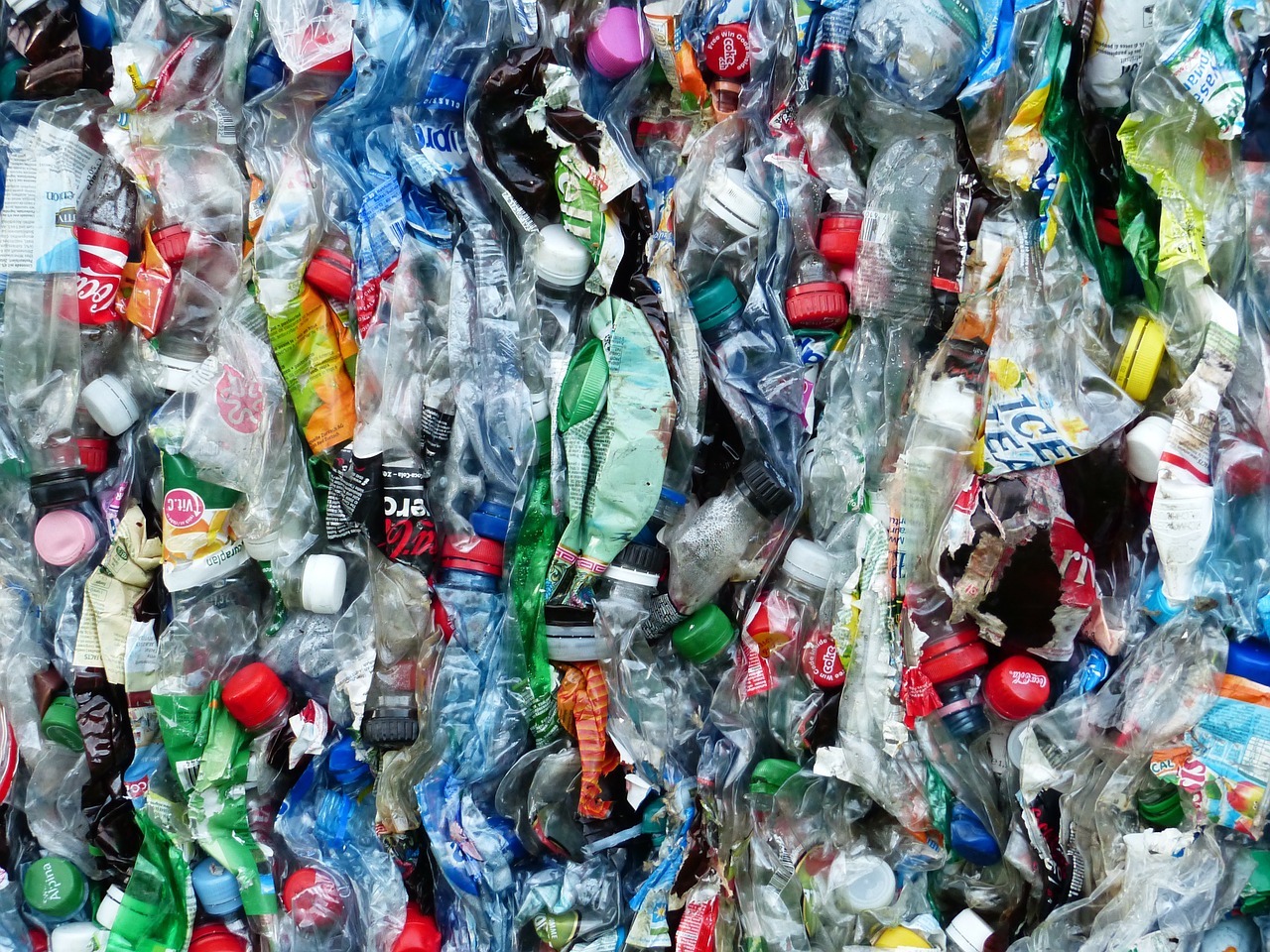 Covar 14, la raccolta della plastica è tornata regolare