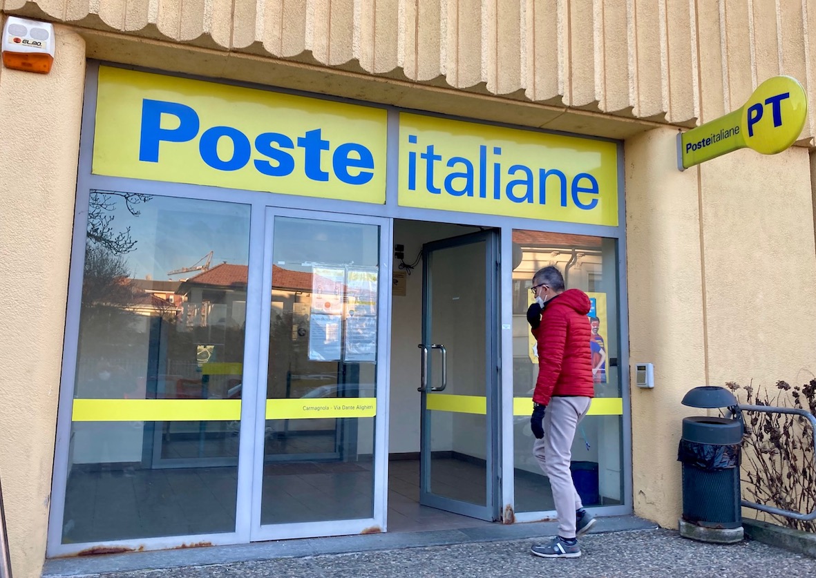 Poste di Carmagnola, la riapertura pomeridiana è ancora lontana