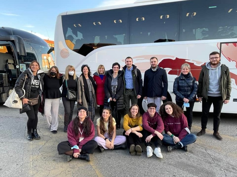 Gli studenti poirinesi partono con il "Treno della Memoria"