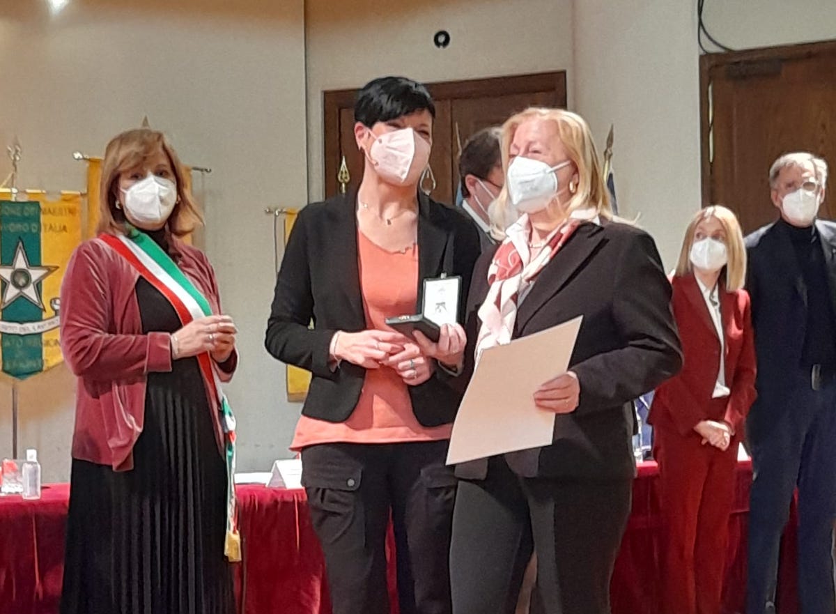 La carmagnolese Leonella Cardinali premiata da Mattarella