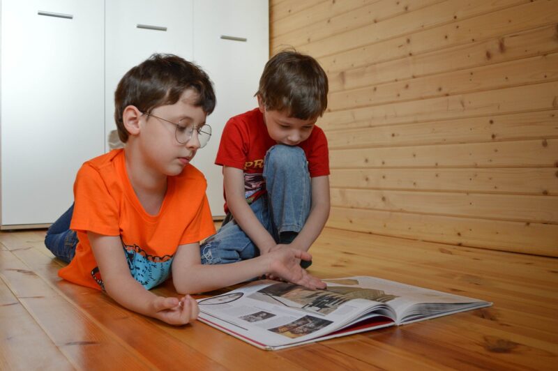 Il Comune di Carignano acquista libri per bambini