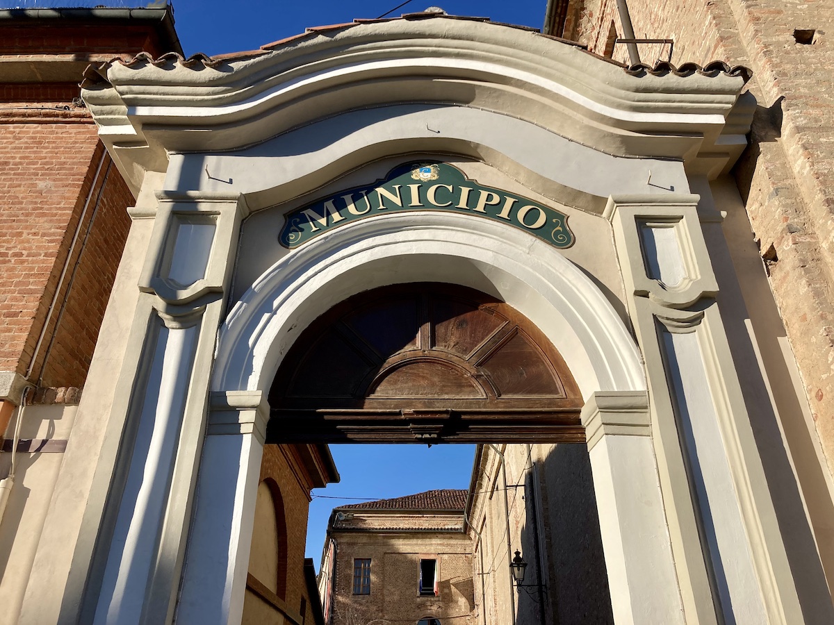 Carmagnola: approvate le tariffe 2022 per i servizi comunali