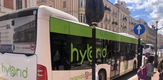 autobus under 20