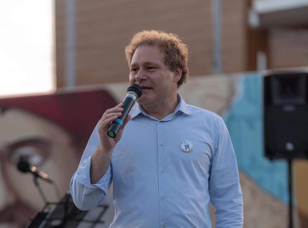 Domenico Romano resta sindaco di La Loggia, battuto Lo Grasso