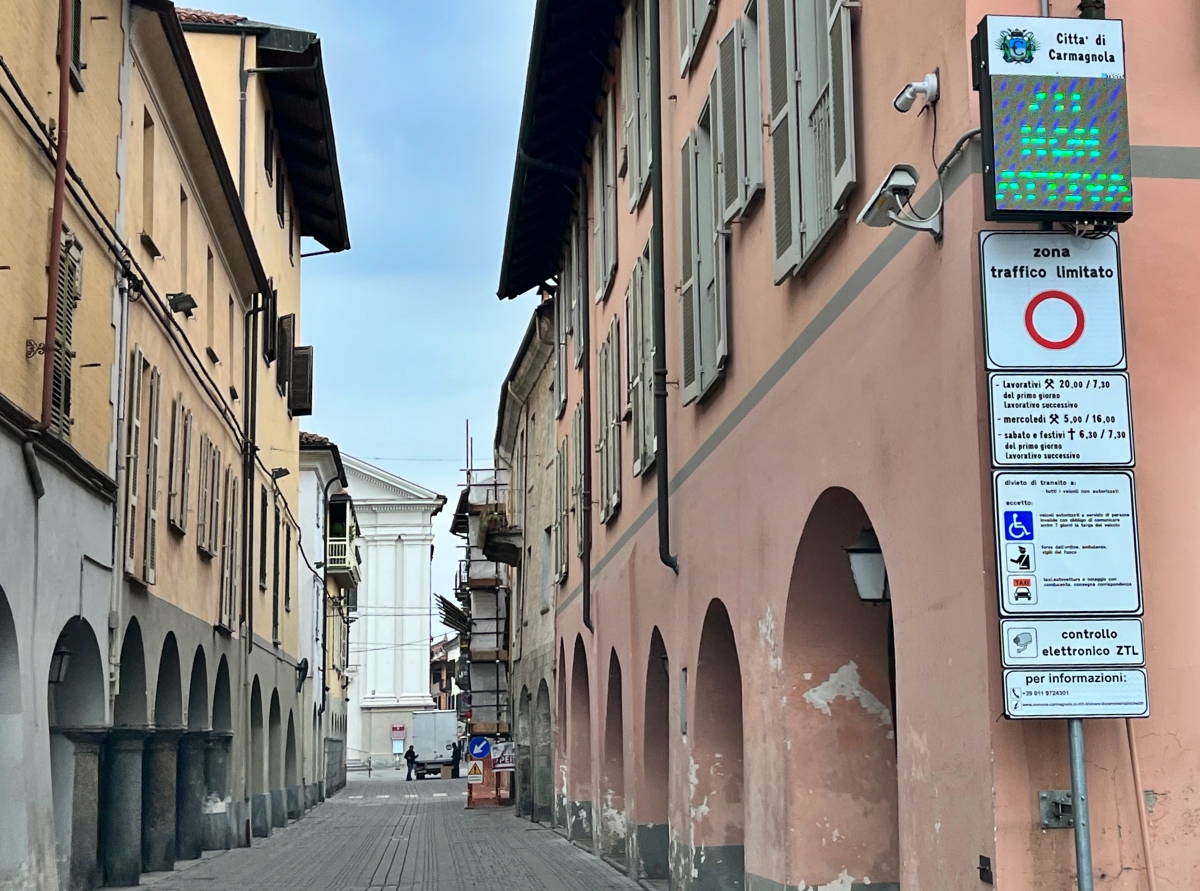 Ztl a Carmagnola, Frappampina attacca: "troppe multe, sistema da rivedere"