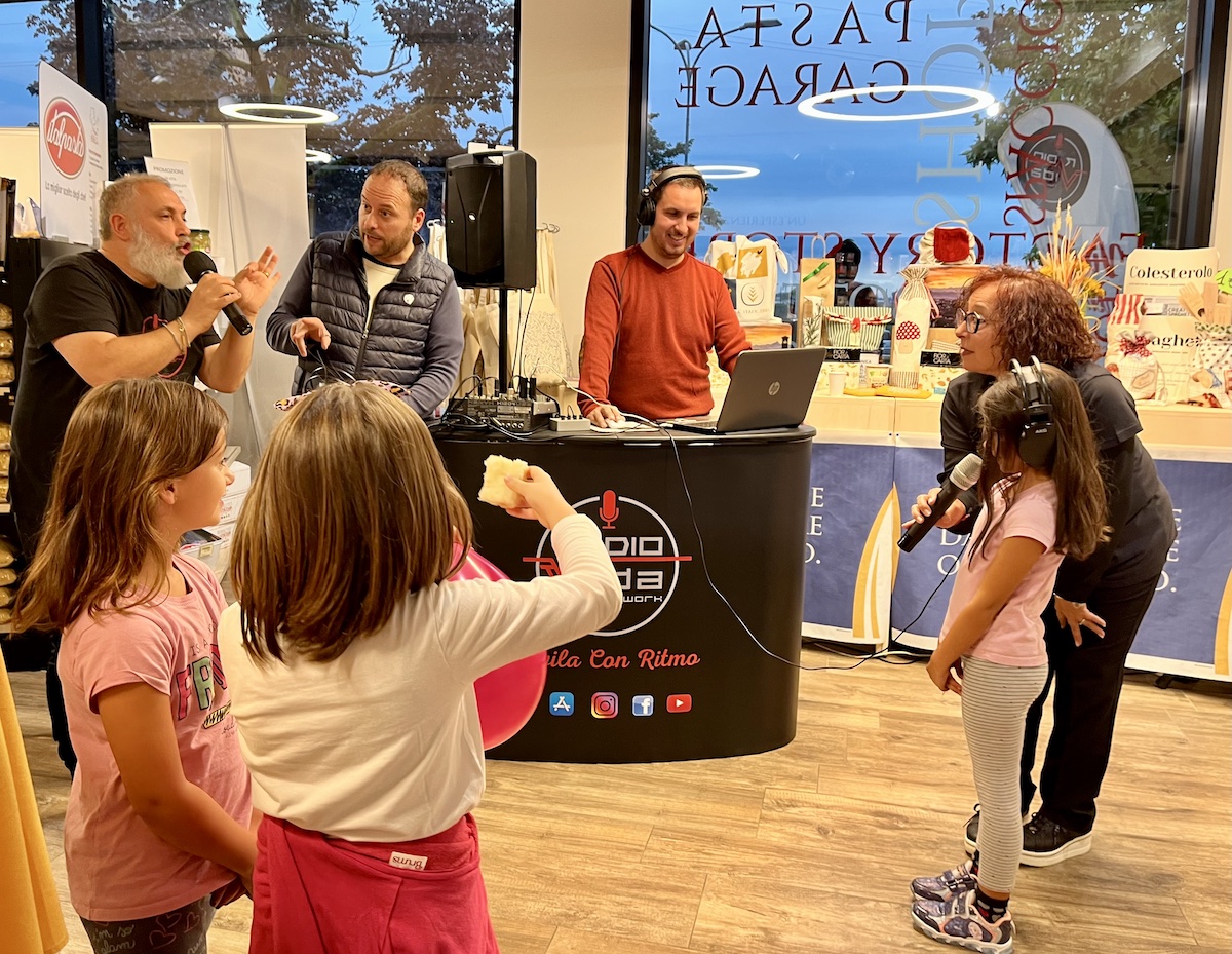 Radio in festa con Vida Network allo store di Pasta Berruto