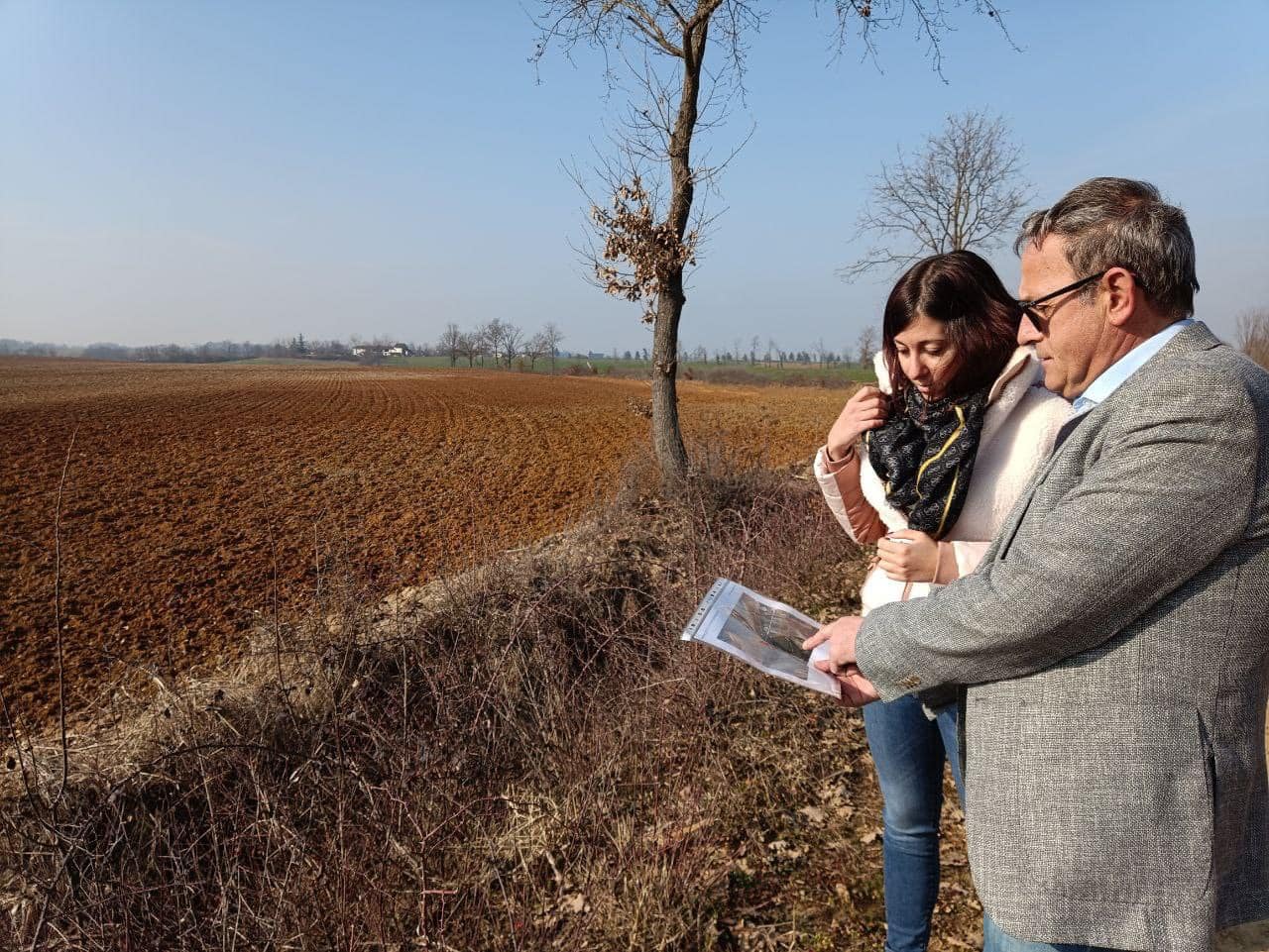 Il M5S porta in Regione il "caso" dell'allevamento di maiali al Ternavasso