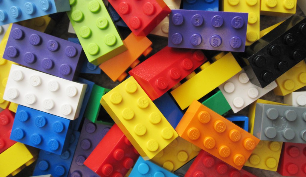 Carmagnola prepara un festival dedicato ai "mattoncini colorati" più famosi al mondo