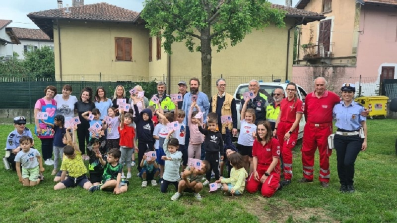 Moretta: all'asilo una lezione speciale con Protezione Civile e Croce Rossa