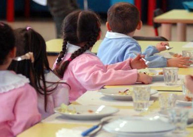 Mense scolastiche di Carmagnola, prorogato il contratto con Euroristorazione