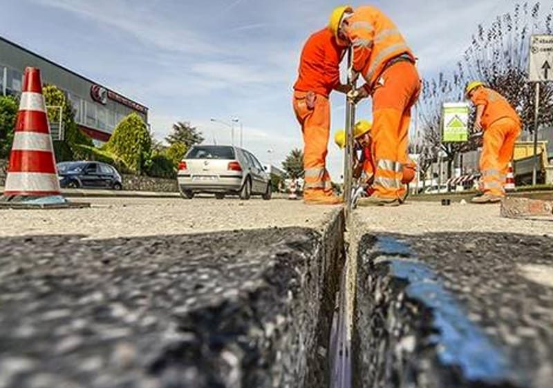 piobesi torinese posa fibra ottica open fiber lavori cantiere