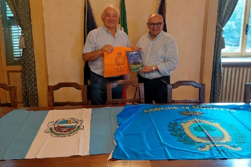 Il vice console argentino Italo Juan Cassina in visita a Moretta