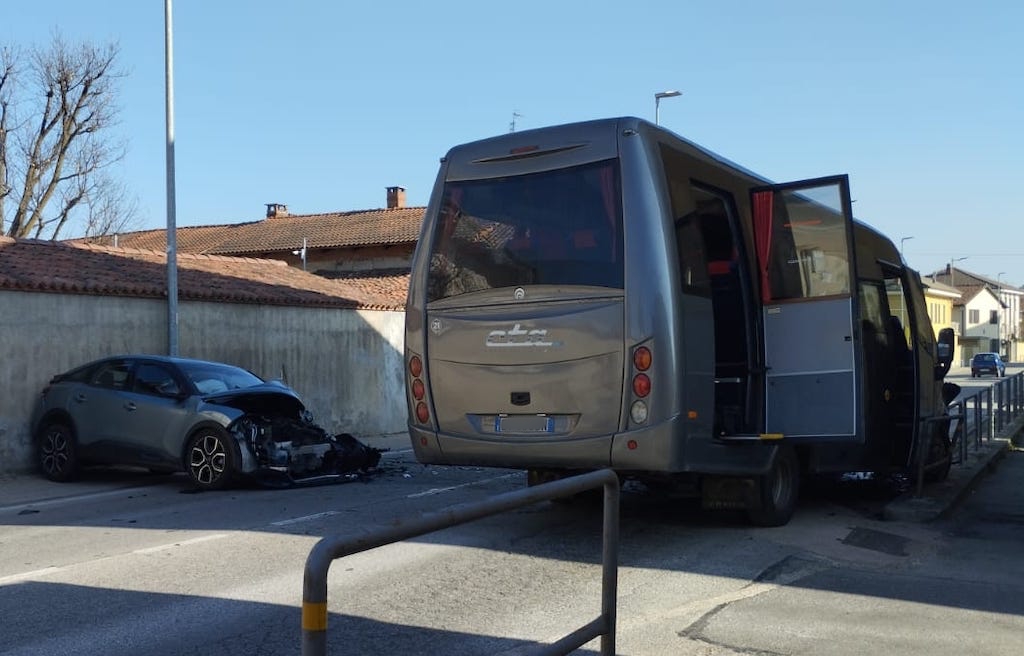 incidente in via Torino a Carmagnola