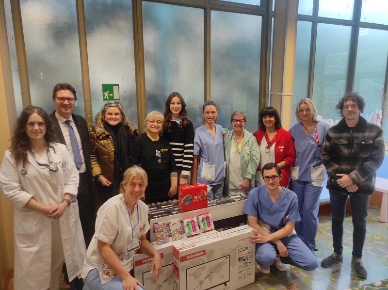 Consegnati all'Ospedale di Moncalieri i primi doni del progetto "Questa Pediatria mi sta a cuore"