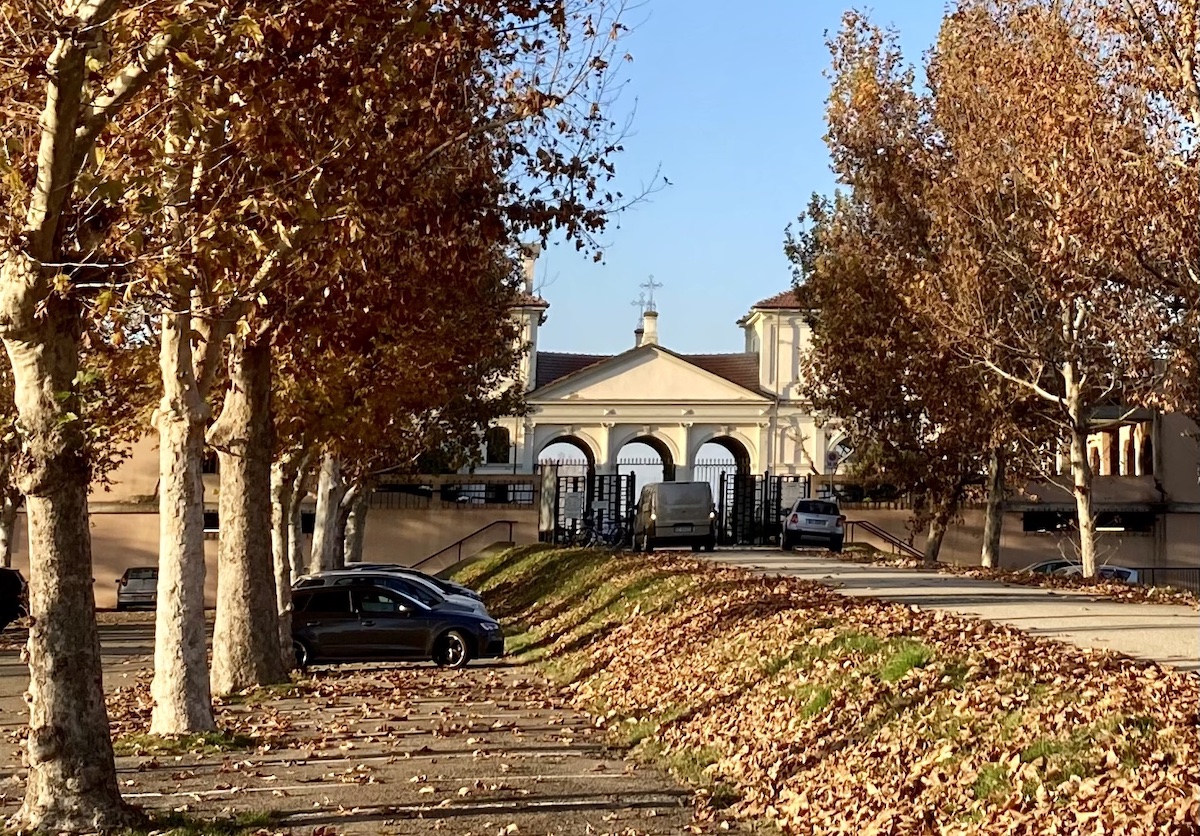 Carmagnola: nuove tariffe cimiteriali 2024, con alcuni aumenti