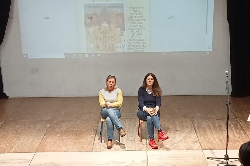 Tante iniziative per gli studenti di Villastellone alla biblioteca Assom