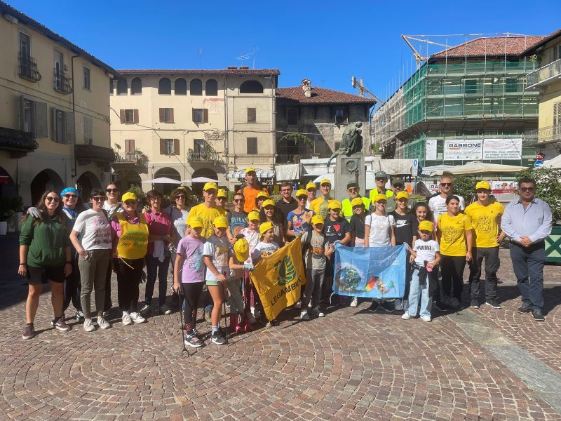 A Carmagnola è tornata l'iniziativa "Puliamo il mondo" di Legambiente