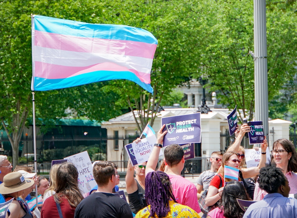 Alias per il personale transgender, Asl TO5 contro le discriminazioni