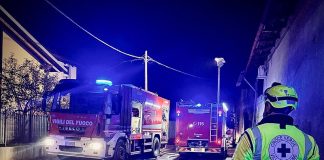 Santena incendio Tetti Barbieri