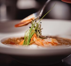Ifse è un punto di riferimento internazionale nella formazione culinaria, grazie alla sua capacità di coniugare la tradizione gastronomica italiana con l’innovazione