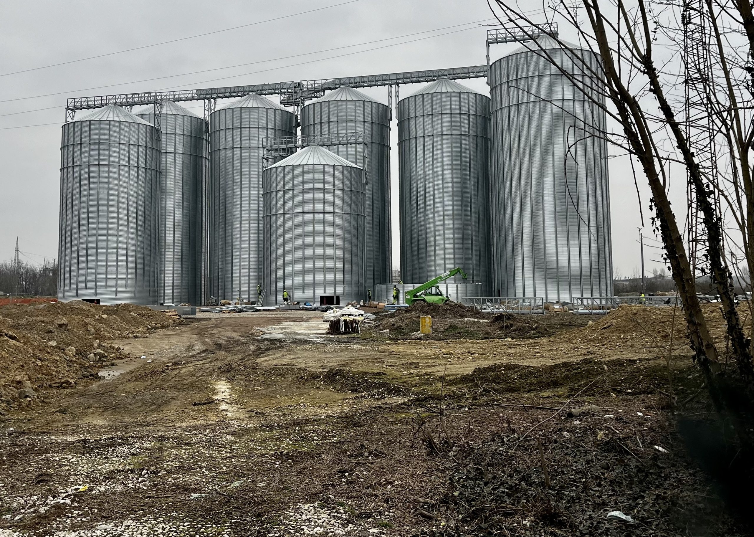 Molino Chiavazza a Carmagnola, posata la "prima pietra": i nuovi silos nell'area ex Teksid Ghisa