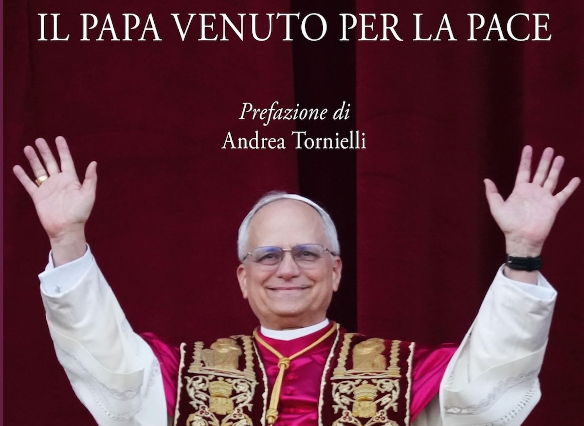 "Leone XIV, il Papa venuto per la Pace", nuovo libro del carmagnolese Domenico Agasso