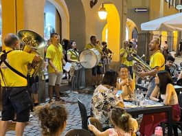 giovedì sotto le stelle carmagnola