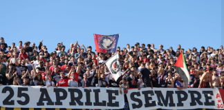 un calcio al fascismo