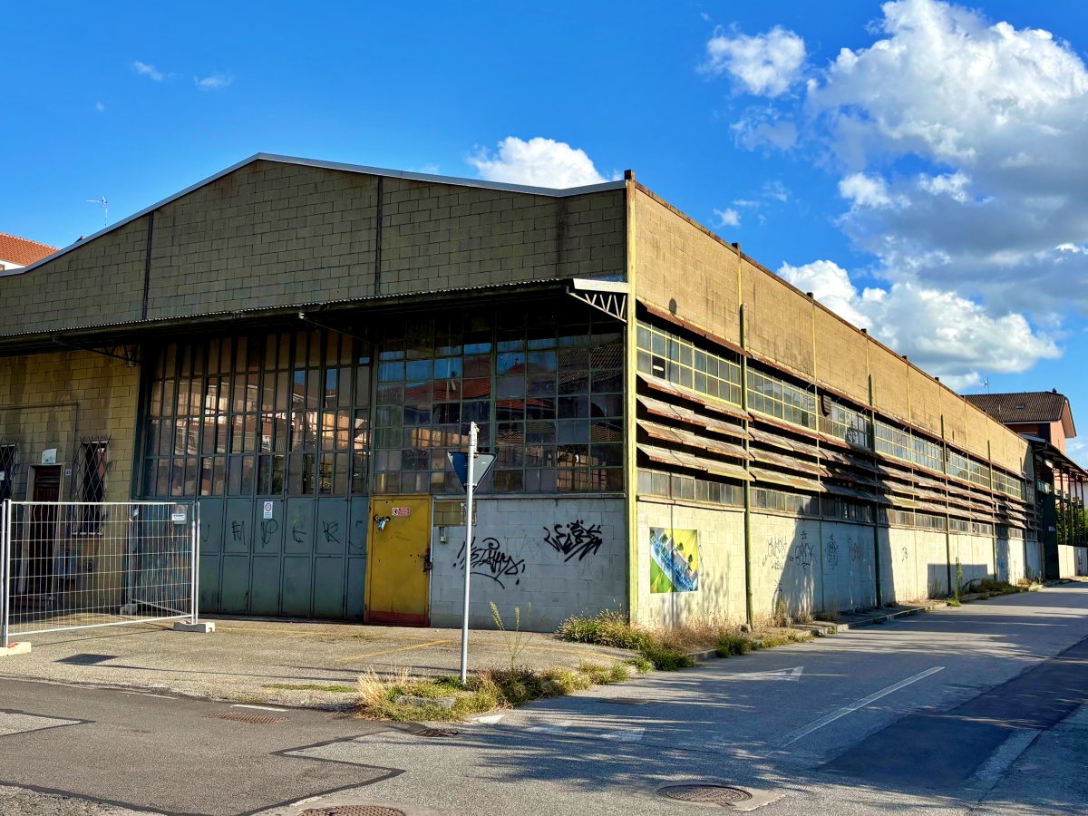 via superga carmagnola