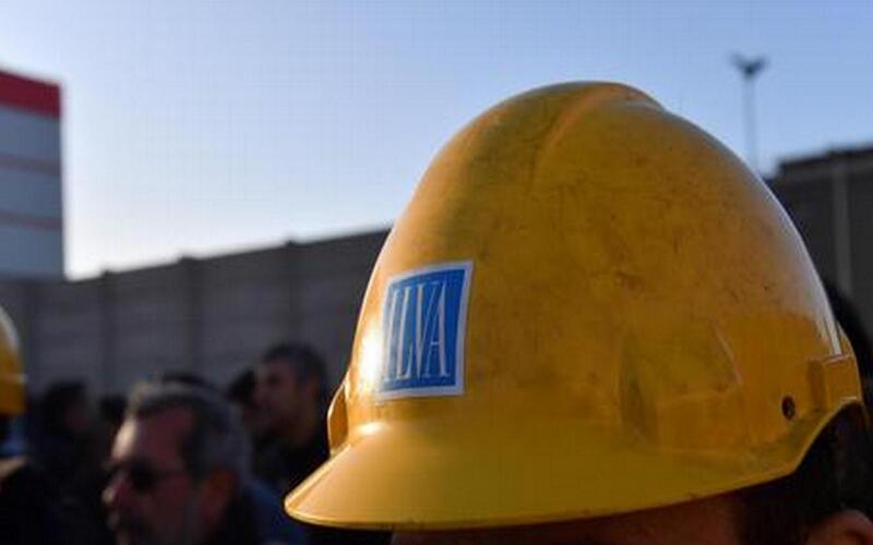 Ex Ilva di Racconigi a rischio chiusura, sale la protesta dei lavoratori