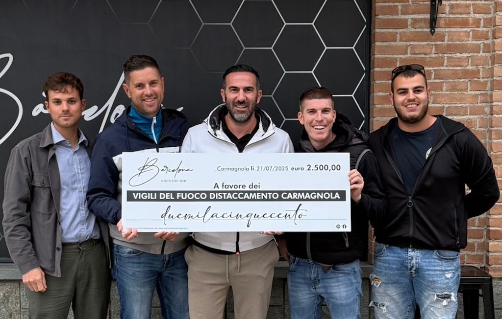 Donazione di 2500 euro a favore dei Vigili del Fuoco di Carmagnola
