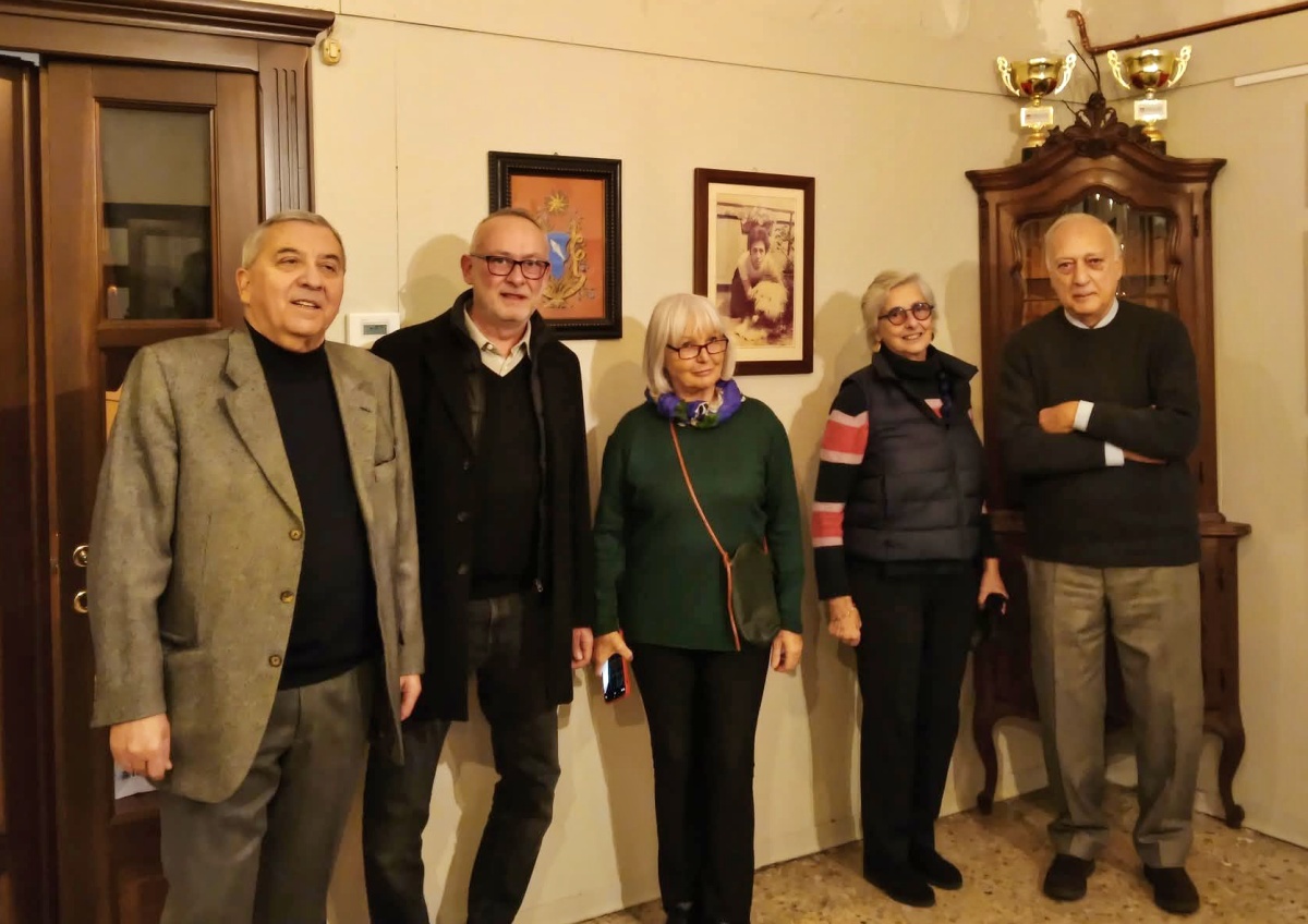 Lo stemma della Famiglia Cavassa presentato alla SOMS "Bussone"