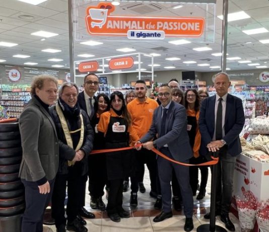 A La Loggia inaugurato il nuovo pet shop “Animali che passione” La Loggia pet shop